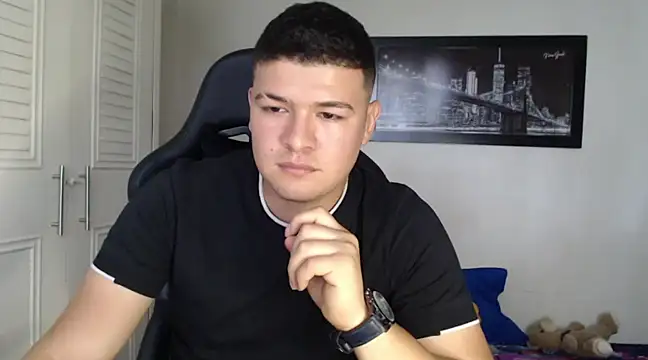 Plug Control online show from December 2024 07:42:02 PM