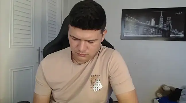 Plug Control online show from January 2025 07:37:01 PM