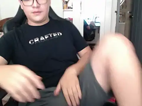 Plug Control online show from March 2025 04:34:02 PM