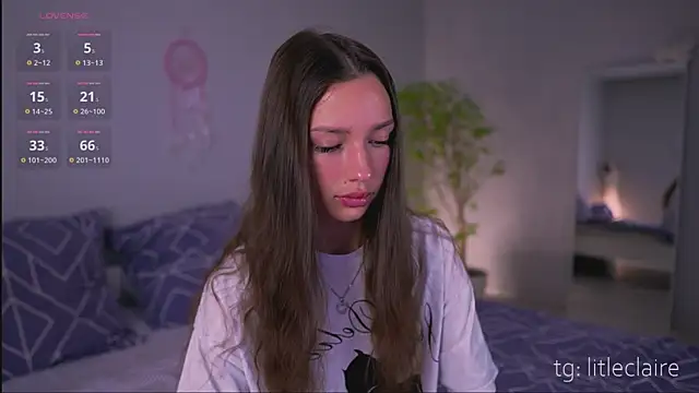 Snapshot of new_Claire chatting on September 2025 06:02:02 AM new Claire online show from September 2025 06:02:02 AM