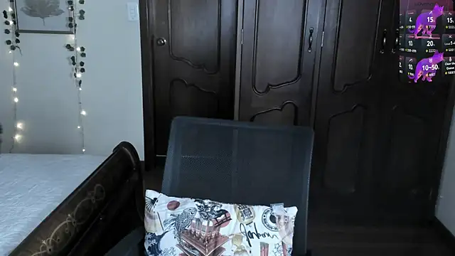 Snapshot of BlueBerry____ chatting on September 2025 09:50:01 PM BlueBerry     online show from September 2025 09:50:01 PM