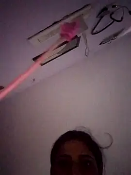 Snapshot of HangdogBeggary chatting on December 2024 09:30:01 PM HangdogBeggary online show from December 2024 09:30:01 PM