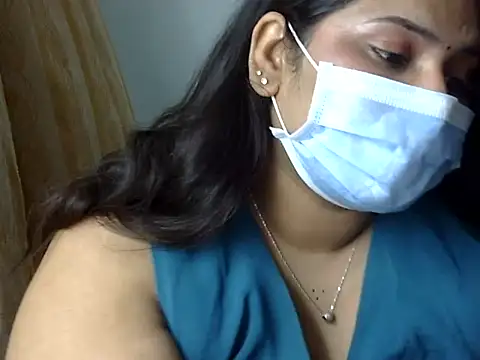 Snapshot of cutelady65 chatting on February 2026 05:33:01 PM cutelady65 online show from February 2026 05:33:01 PM