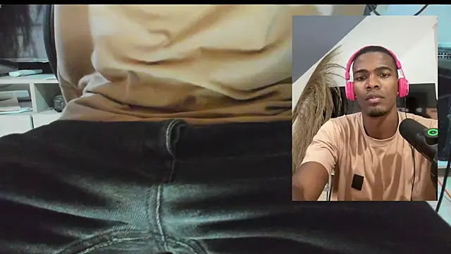 Lonelyfetishguy online show from June 2026 05:55:01 PM