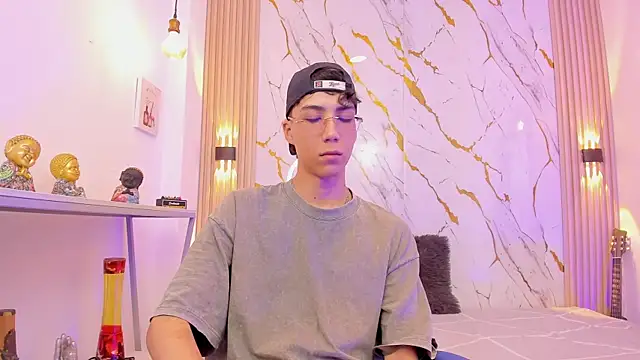 Nikolay Gregori online show from March 2026 04:17:02 AM