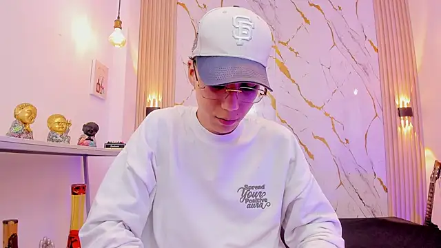 Nikolay Gregori online show from March 2026 04:18:01 AM