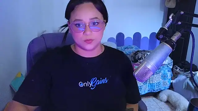 Snapshot of Luciernaga18 chatting on July 2026 08:52:01 PM Luciernaga18 online show from July 2026 08:52:01 PM