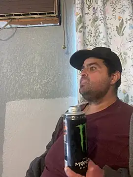 Miguel16i online show from February 2025 05:37:01 PM