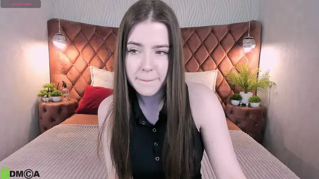 Haley Gars online show from July 2026 02:54:02 PM