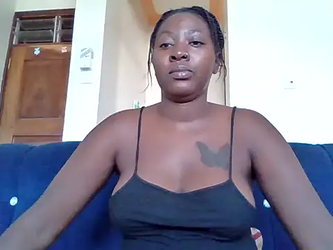 Snapshot of choco_dimples chatting on December 2024 12:49:01 PM choco dimples online show from December 2024 12:49:01 PM