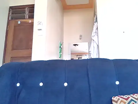 Snapshot of choco_dimples chatting on February 2025 11:47:02 AM choco dimples online show from February 2025 11:47:02 AM