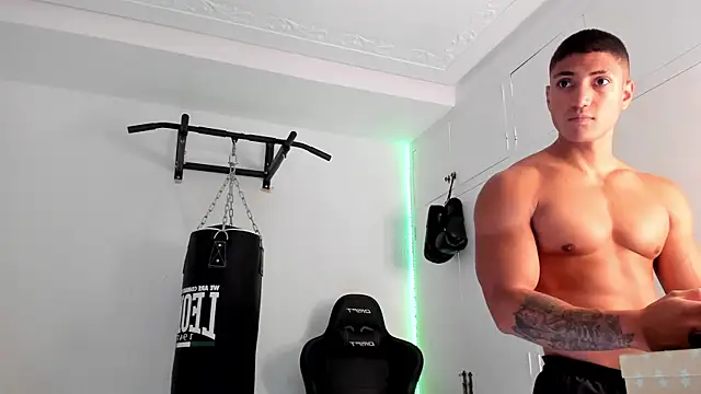 dan01  online show from September 2025 07:42:01 AM