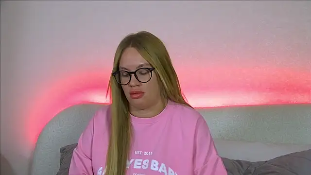 MariaNeumann online show from January 2025 06:35:01 PM