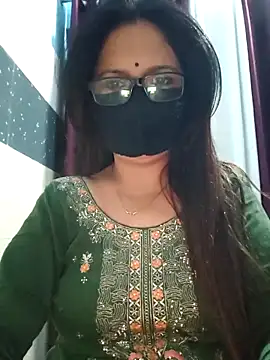 Aishwaryaa 69 online show from March 2025 01:36:02 AM