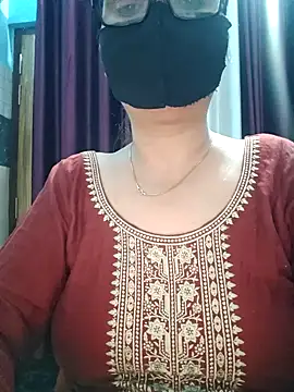 Aishwaryaa 69 online show from October 2025 04:42:01 AM