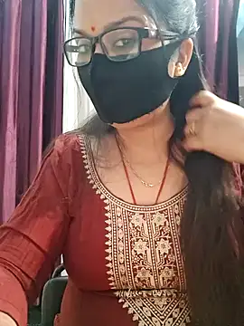 Aishwaryaa 69 online show from December 2025 08:34:01 AM