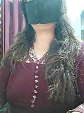 Aishwaryaa 69 online show from May 2026 02:17:01 AM