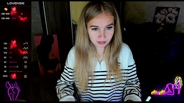  NigoNika online show from December 2024 01:58:01 PM