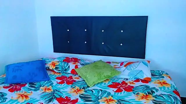 pleasure and fantasy online show from February 2025 03:13:02 AM