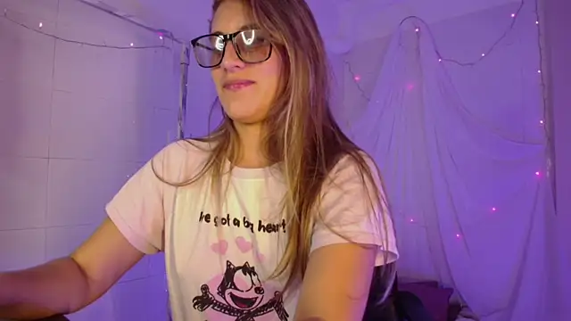 Giia paiige18 online show from December 2025 11:09:02 PM