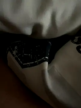 Rogerpere online show from October 2025 07:52:02 AM