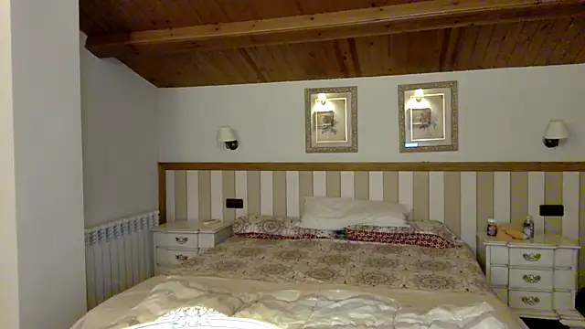 Rogerpere online show from December 2025 06:37:02 PM