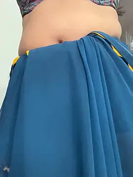 Snapshot of Cute-Russian chatting on January 2025 01:06:02 PM Cute-Russian online show from January 2025 01:06:02 PM