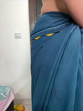 Snapshot of Cute-Russian chatting on February 2025 10:35:01 AM Cute-Russian online show from February 2025 10:35:01 AM