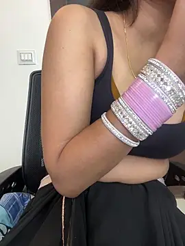 Snapshot of Cute-Russian chatting on March 2025 04:38:01 AM Cute-Russian online show from March 2025 04:38:01 AM