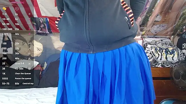 Snapshot of cosmicjones chatting on November 2025 12:37:02 PM cosmicjones online show from November 2025 12:37:02 PM