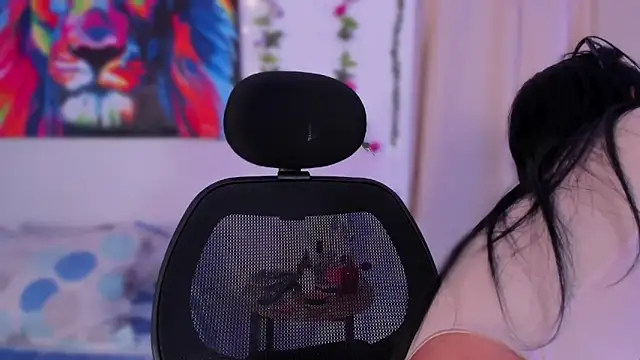 BellaHarllow online show from December 2024 02:20:01 AM