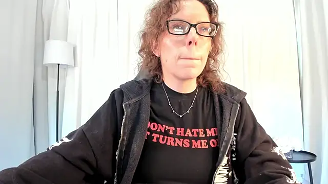 Snapshot of SaraDesirexo chatting on March 2026 12:16:01 PM SaraDesirexo online show from March 2026 12:16:01 PM