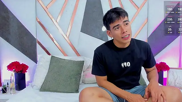 its liam18 online show from December 2025 08:59:01 PM