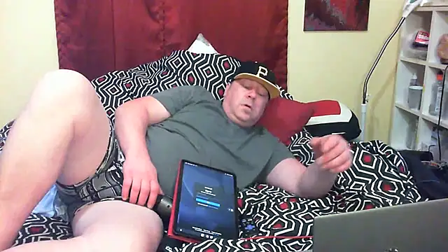 Mic Oxinner online show from October 2025 03:23:02 PM