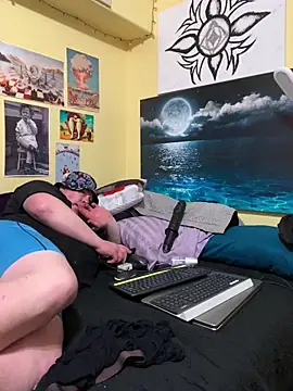 Snapshot of Mic_Oxinner chatting on March 2026 03:05:01 PM Mic Oxinner online show from March 2026 03:05:01 PM