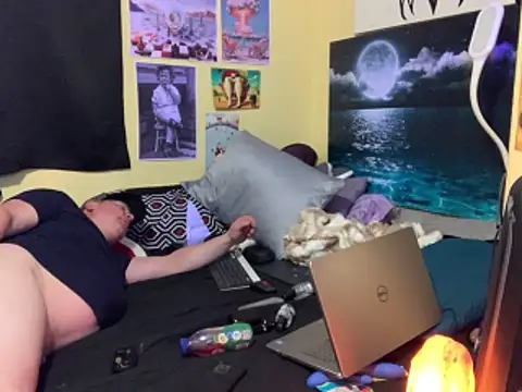 Snapshot of Mic_Oxinner chatting on April 2026 03:20:01 PM Mic Oxinner online show from April 2026 03:20:01 PM