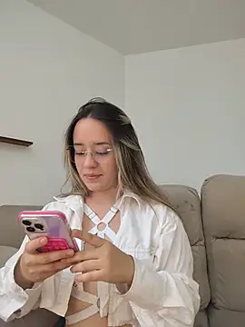 Dani javi online show from May 2026 07:20:02 PM