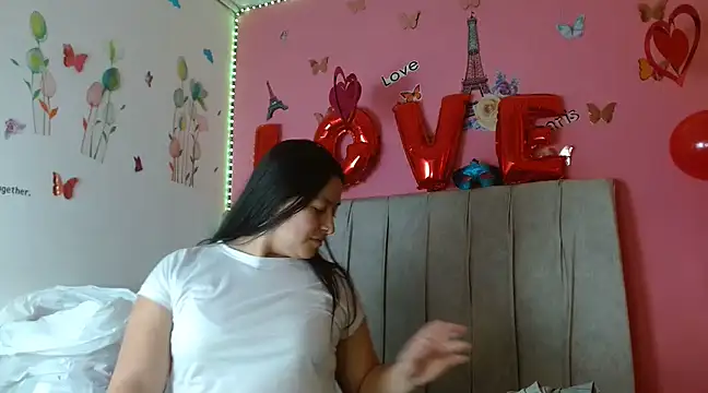 Snapshot of monickhot303av chatting on February 2025 08:52:02 PM monickhot303av online show from February 2025 08:52:02 PM