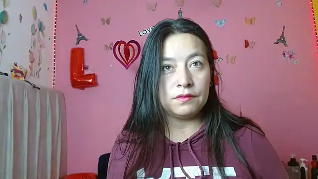 Snapshot of monickhot303av chatting on February 2025 04:24:02 AM monickhot303av online show from February 2025 04:24:02 AM