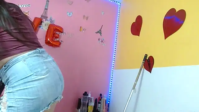 Snapshot of monickhot303av chatting on February 2025 07:31:02 AM monickhot303av online show from February 2025 07:31:02 AM