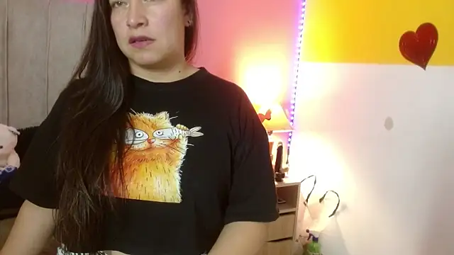 Snapshot of monickhot303av chatting on September 2025 03:28:01 AM monickhot303av online show from September 2025 03:28:01 AM