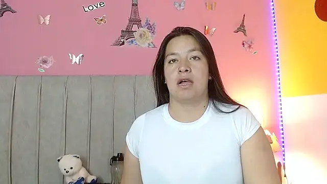 Snapshot of monickhot303av chatting on September 2025 04:03:01 AM monickhot303av online show from September 2025 04:03:01 AM