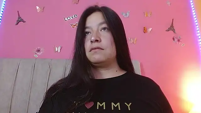 Snapshot of monickhot303av chatting on October 2025 04:33:01 AM monickhot303av online show from October 2025 04:33:01 AM