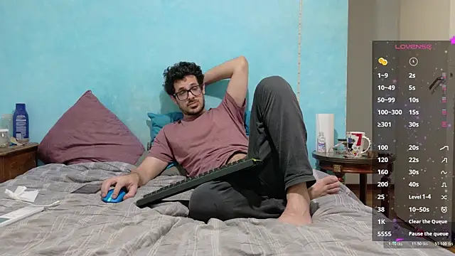 Snapshot of Morpheus-the-oniro chatting on November 2025 03:00:01 PM Morpheus-the-oniro online show from November 2025 03:00:01 PM