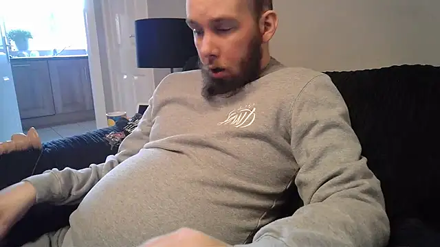 Snapshot of Chubbydan chatting on December 2024 09:18:01 AM Chubbydan online show from December 2024 09:18:01 AM