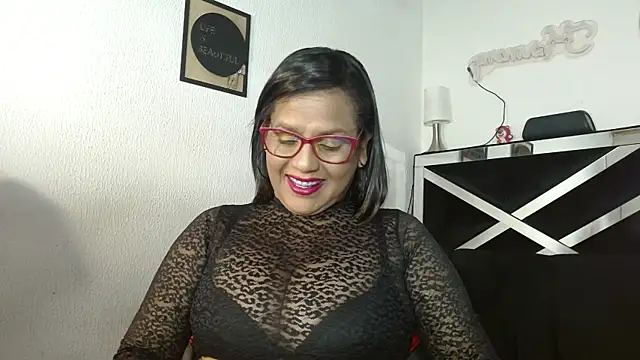 Snapshot of elizabeth_mature23 chatting on August 2026 01:24:01 PM elizabeth mature23 online show from August 2026 01:24:01 PM