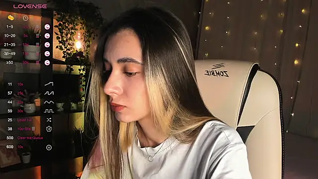 DarlaLike online show from November 2025 03:37:02 AM