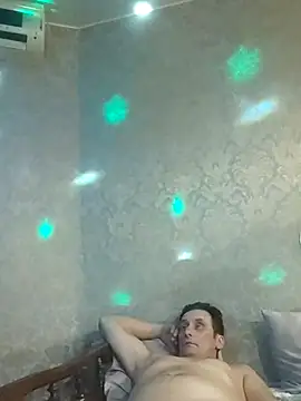 Snapshot of Viause_Kentauelle chatting on December 2024 10:10:01 PM Viause Kentauelle online show from December 2024 10:10:01 PM