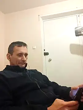 Snapshot of Viause_Kentauelle chatting on February 2025 10:26:02 PM Viause Kentauelle online show from February 2025 10:26:02 PM