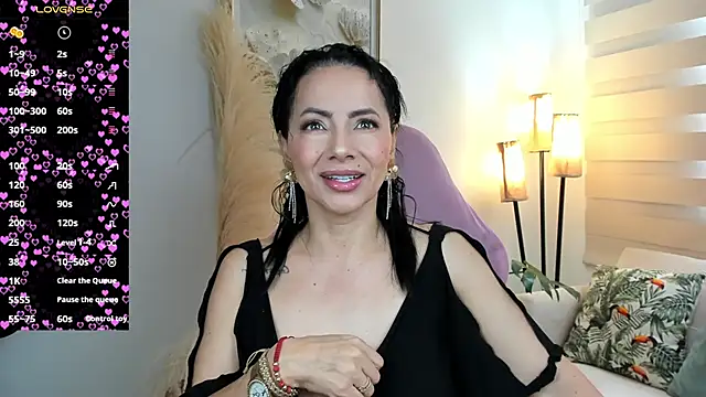 Snapshot of veronika_naughty chatting on March 2026 02:31:02 PM veronika naughty online show from March 2026 02:31:02 PM